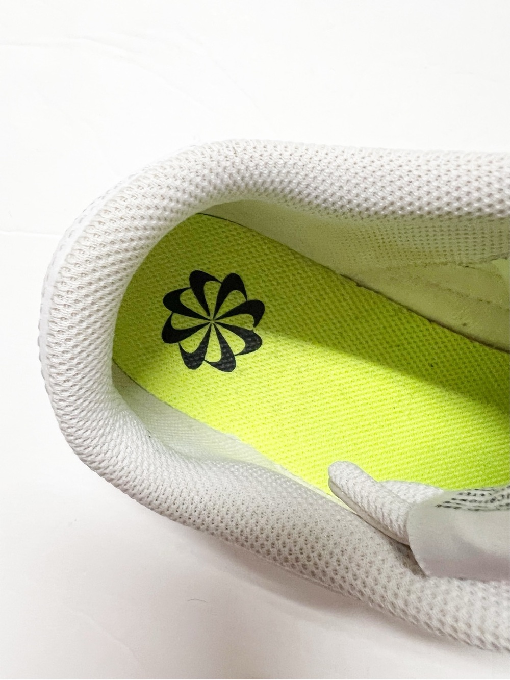 Nike Womens White Black Desert Ochre Court Legacy Next Nature Sneaker Size 11 - Picture 7 of 9